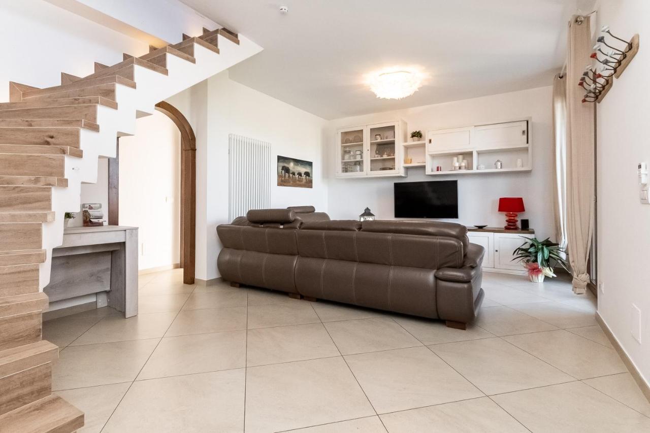 Villa Luxury - Sarzana Luni Kültér fotó